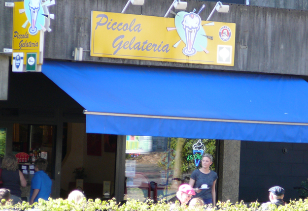 Eiscafe Piccolo Gelateria